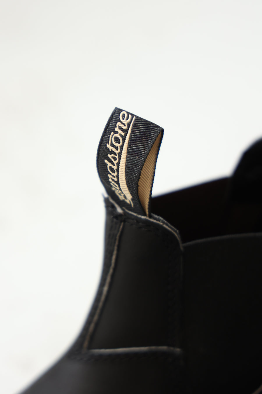 ELASTIC SIDED BOOT/BLUNDSTONE