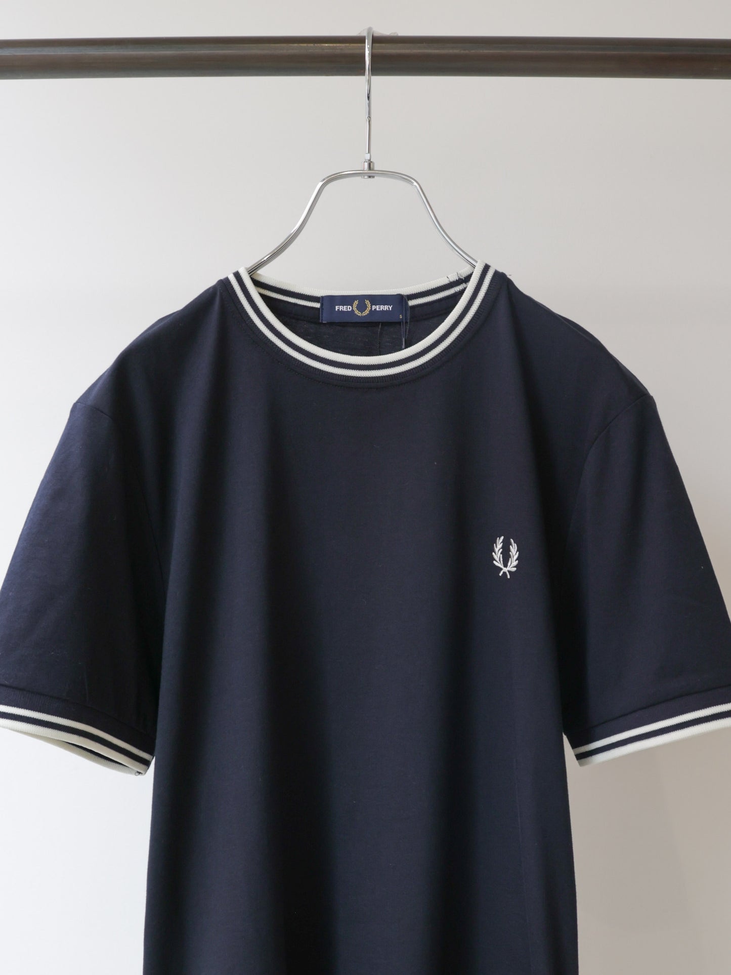 TWIN TIPPED T-SHIRT M1558V/FRED PERRY