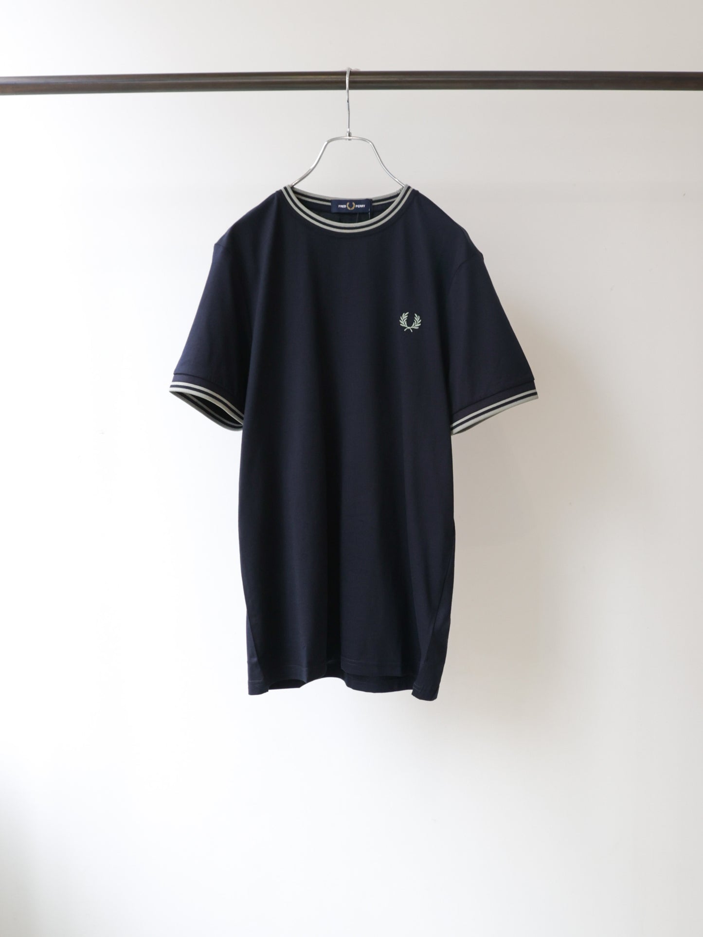 TWIN TIPPED T-SHIRT M1558V/FRED PERRY