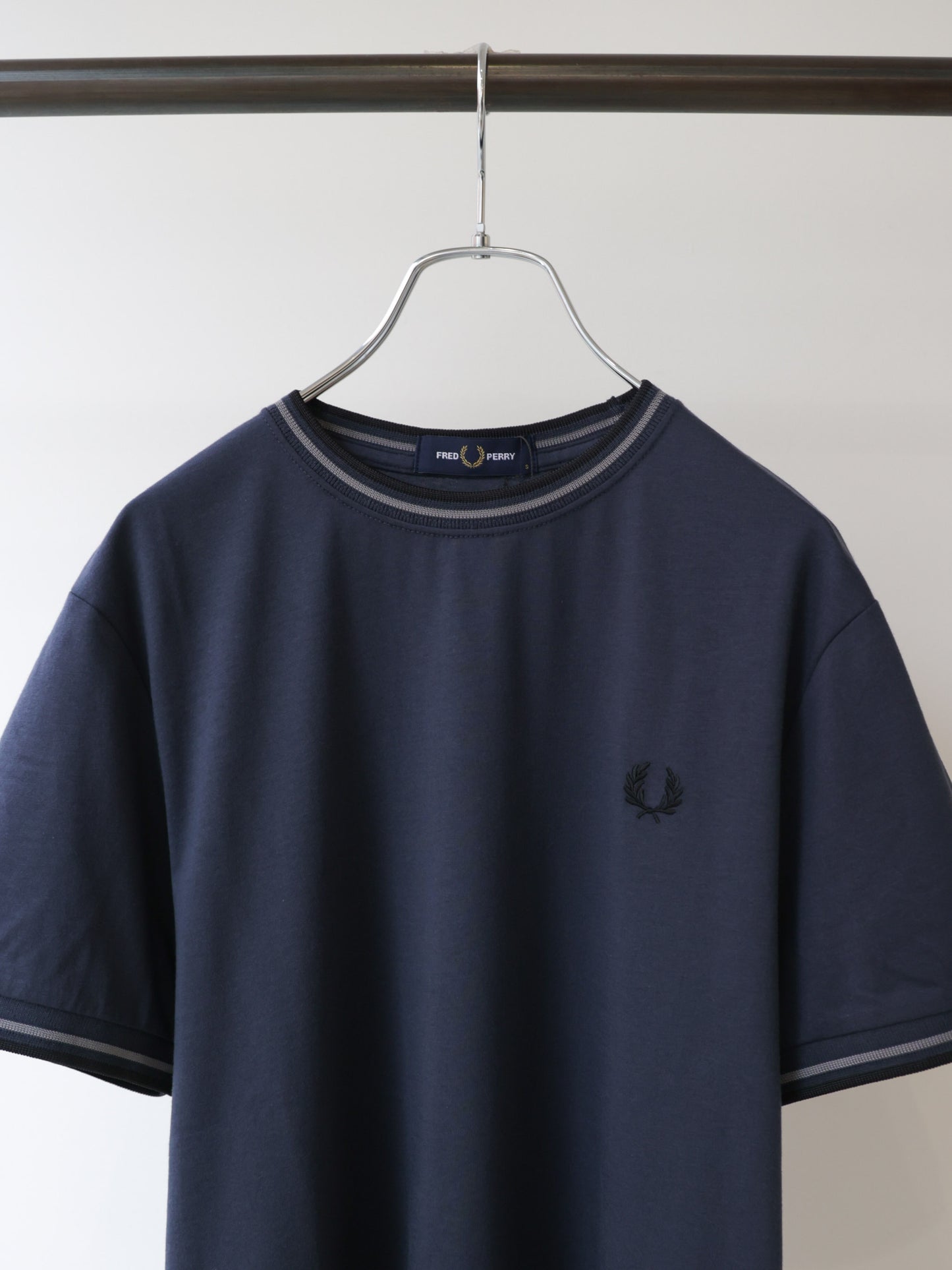 TWIN TIPPED T-SHIRT M1558V/FRED PERRY
