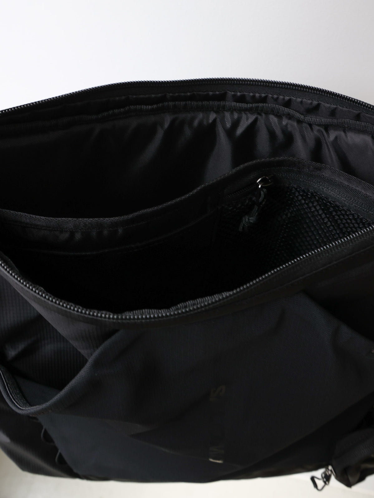 61S0269305  LC2867600 ACS SHOULDER BAG/SALOMON