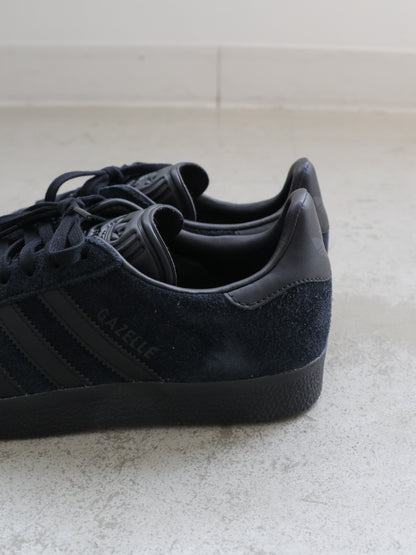 63A0189302 GAZELLE CQ2809 / adidas