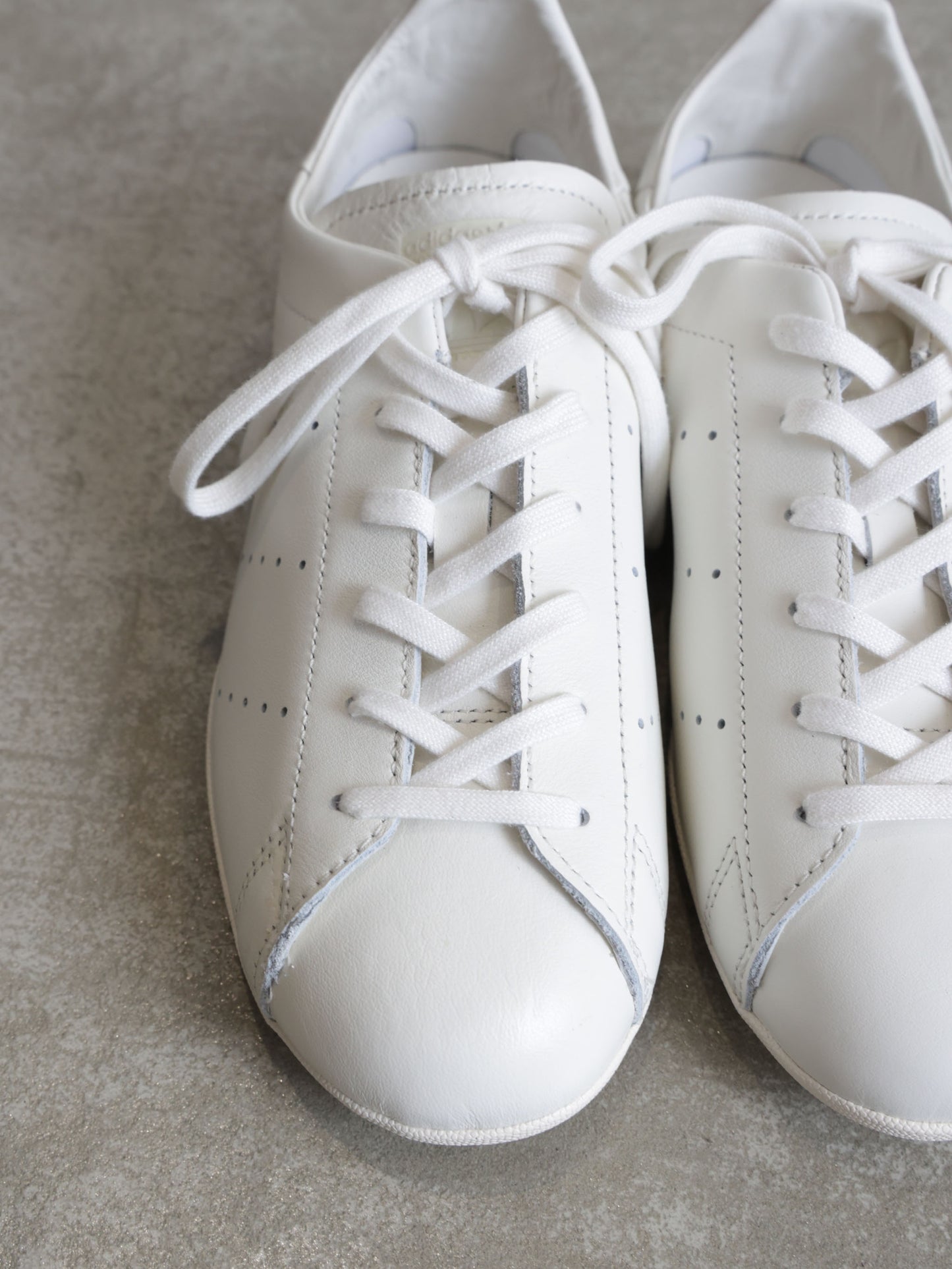 63A0189303 STAN SMITH LO PRO W / JR5700 / adidas