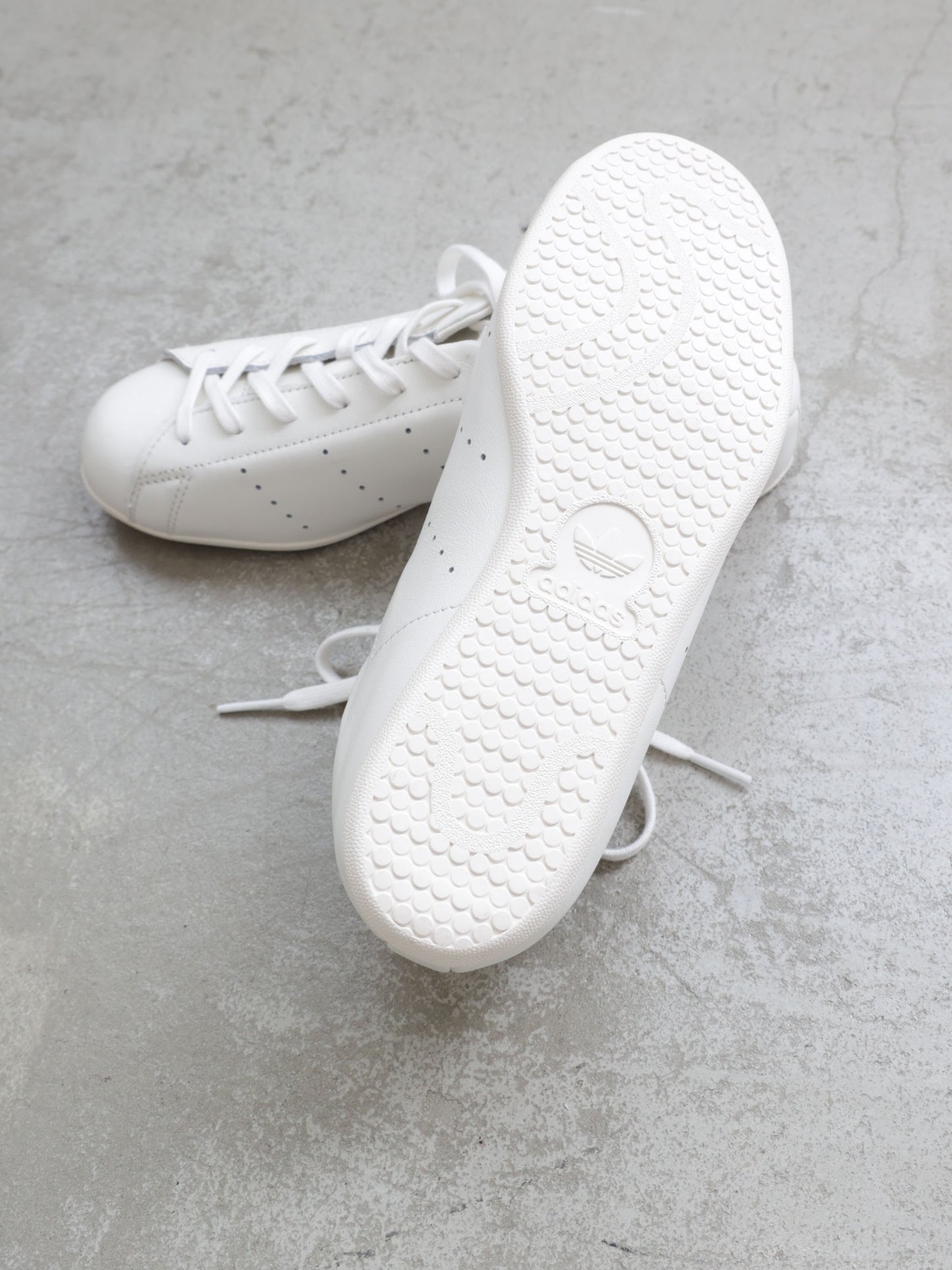63A0189303 STAN SMITH LO PRO W / JR5700 / adidas
