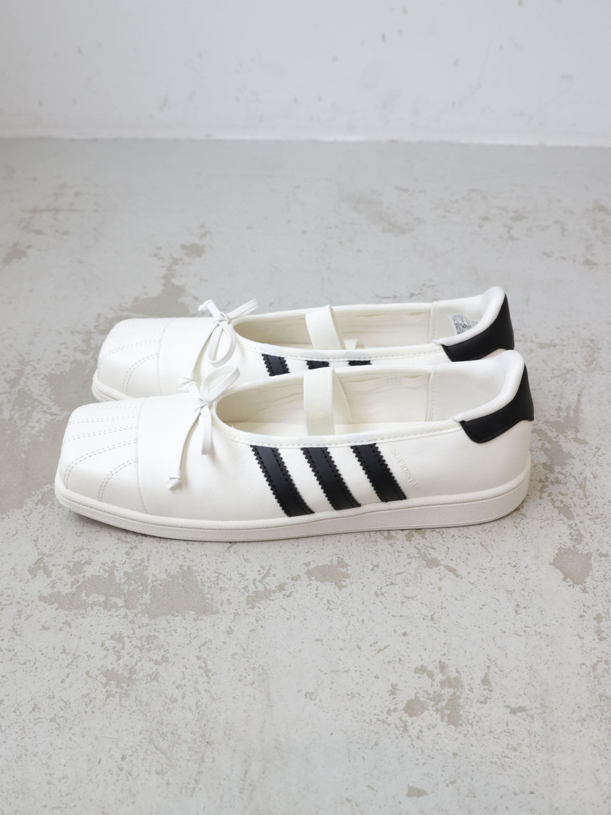 63A0189304/63A0189305 adidas LB3786 SUPERSTAR SQ BALLET