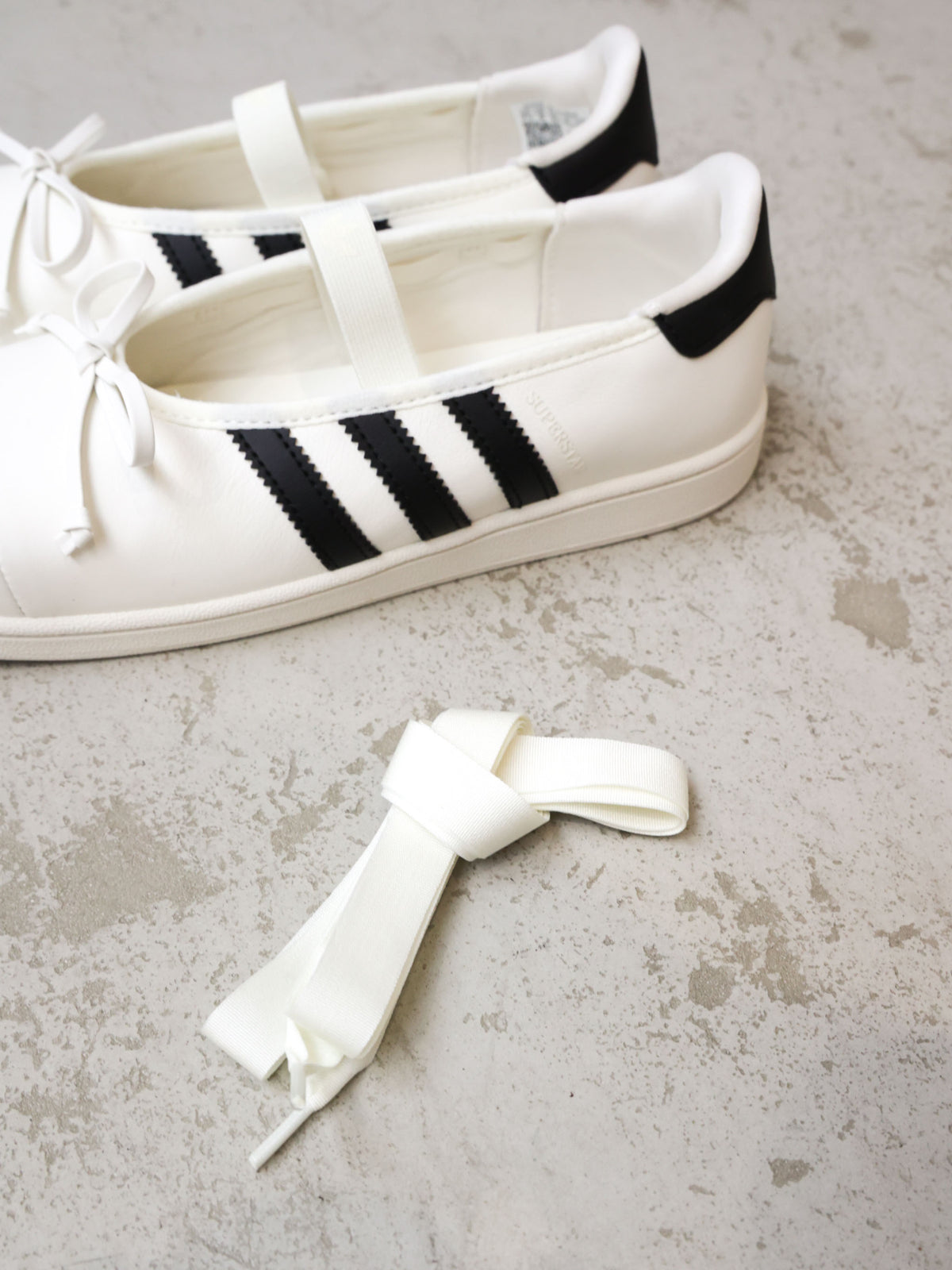 63A0189304/63A0189305 adidas LB3786 SUPERSTAR SQ BALLET