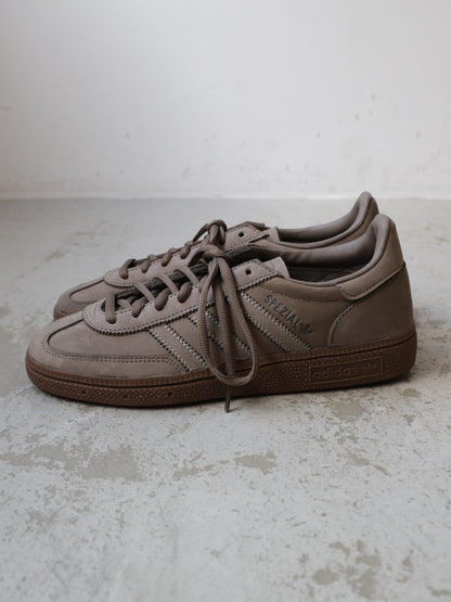 63A0189308	adidas KJ9852 HANDBALL SPEZIAL
