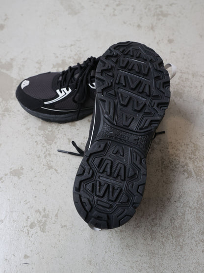 63A0279302	1203A560 GEL-VENTURE 6 GTX/asics