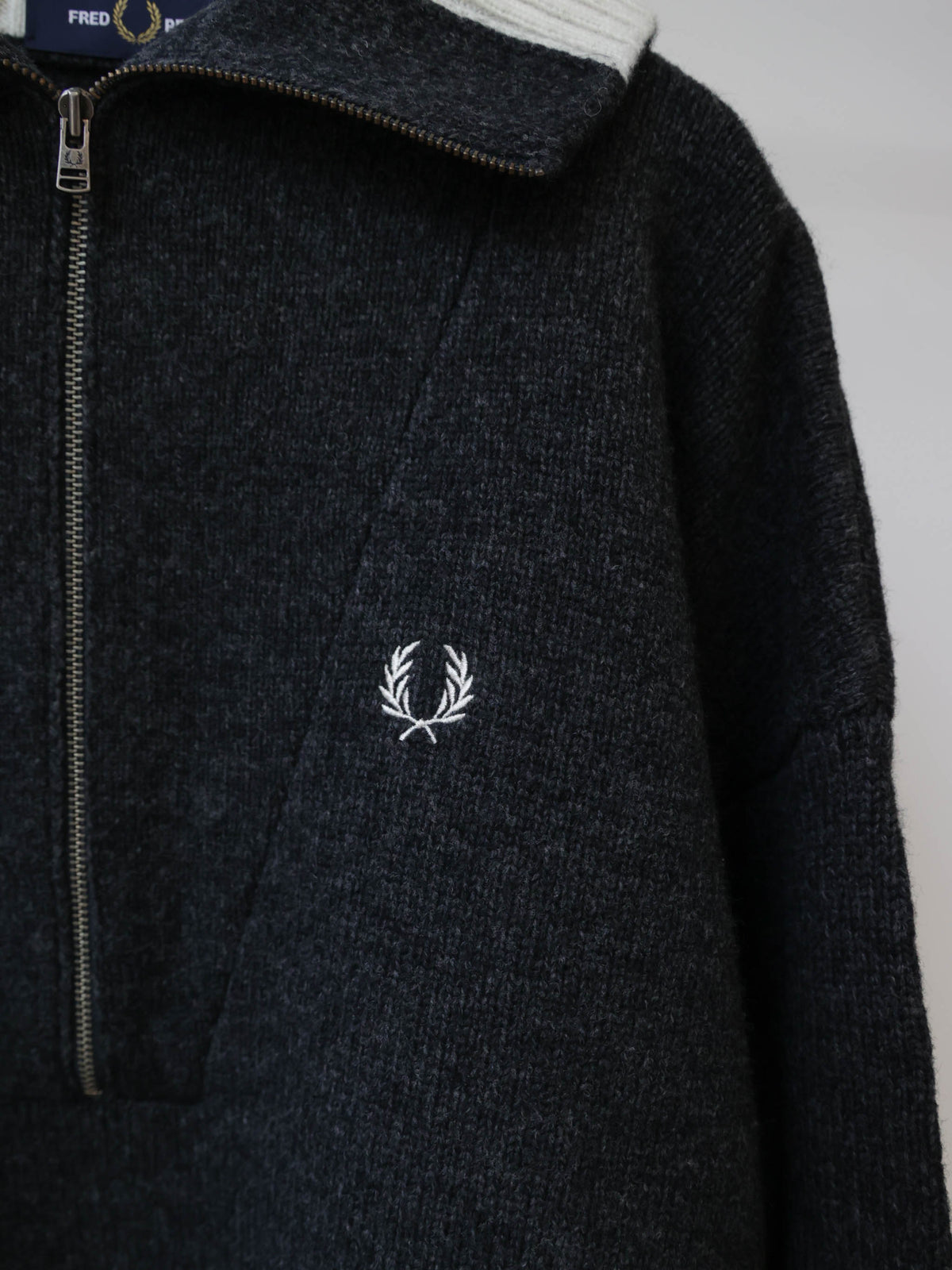63F0138104	K3142 HALF ZIP JUMPER/FRED PERRY