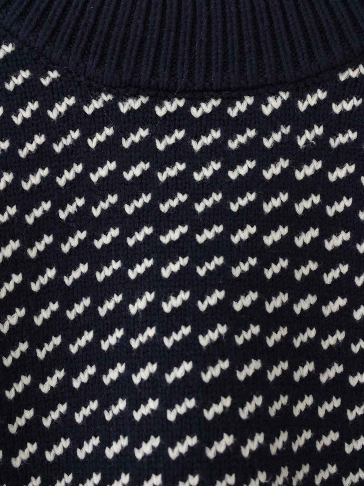 63L0168104	L.L.Bean Wayne Sweater