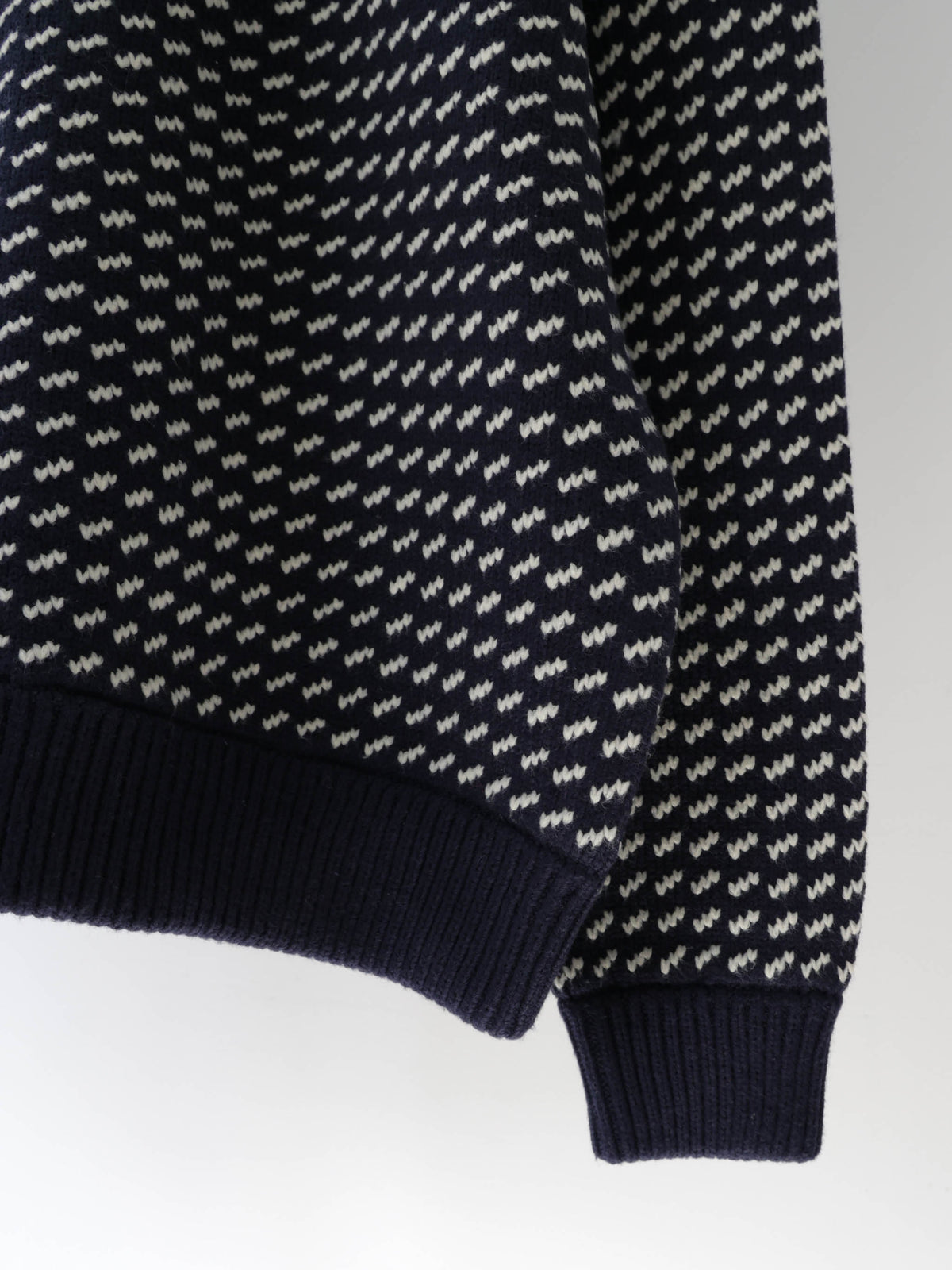 63L0168104	L.L.Bean Wayne Sweater