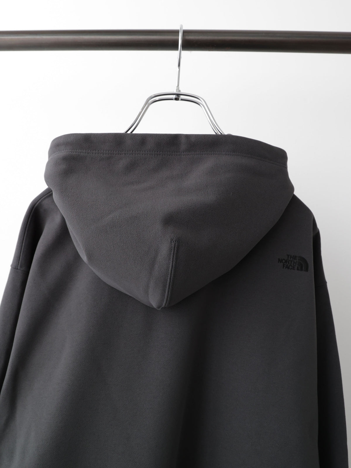 63T0258105	THE NORTH FACE NT62665	GAR DRY PILE SWEAT HOODIE