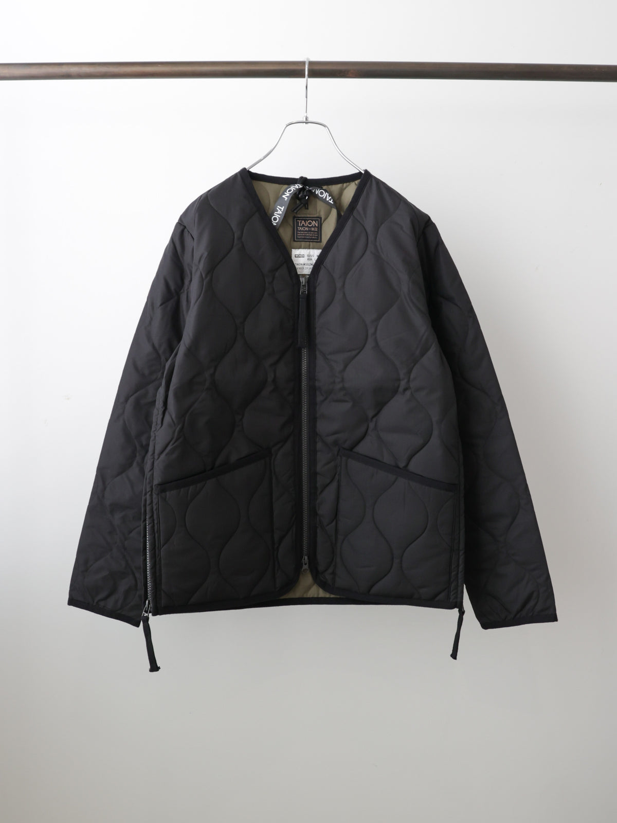63T0278101	TAION W101ZML-1 MLT V NECK ZIP jacket