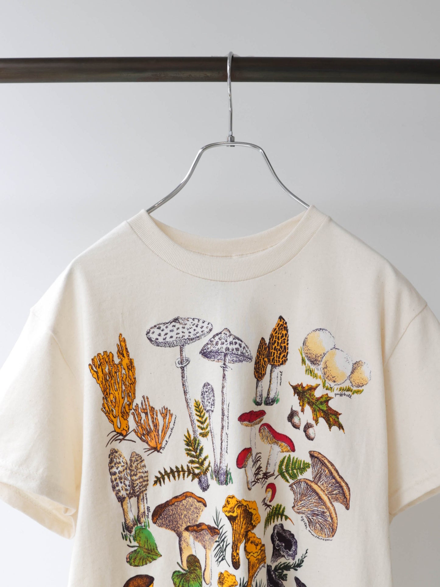 THE LIBERTY GRAPHICS　T-shirt