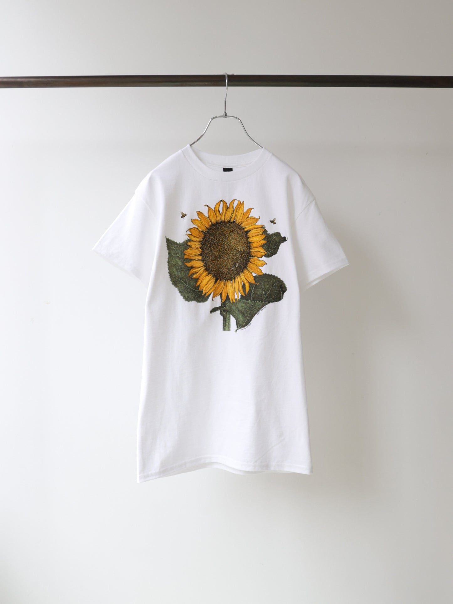 THE LIBERTY GRAPHICS　T-shirt