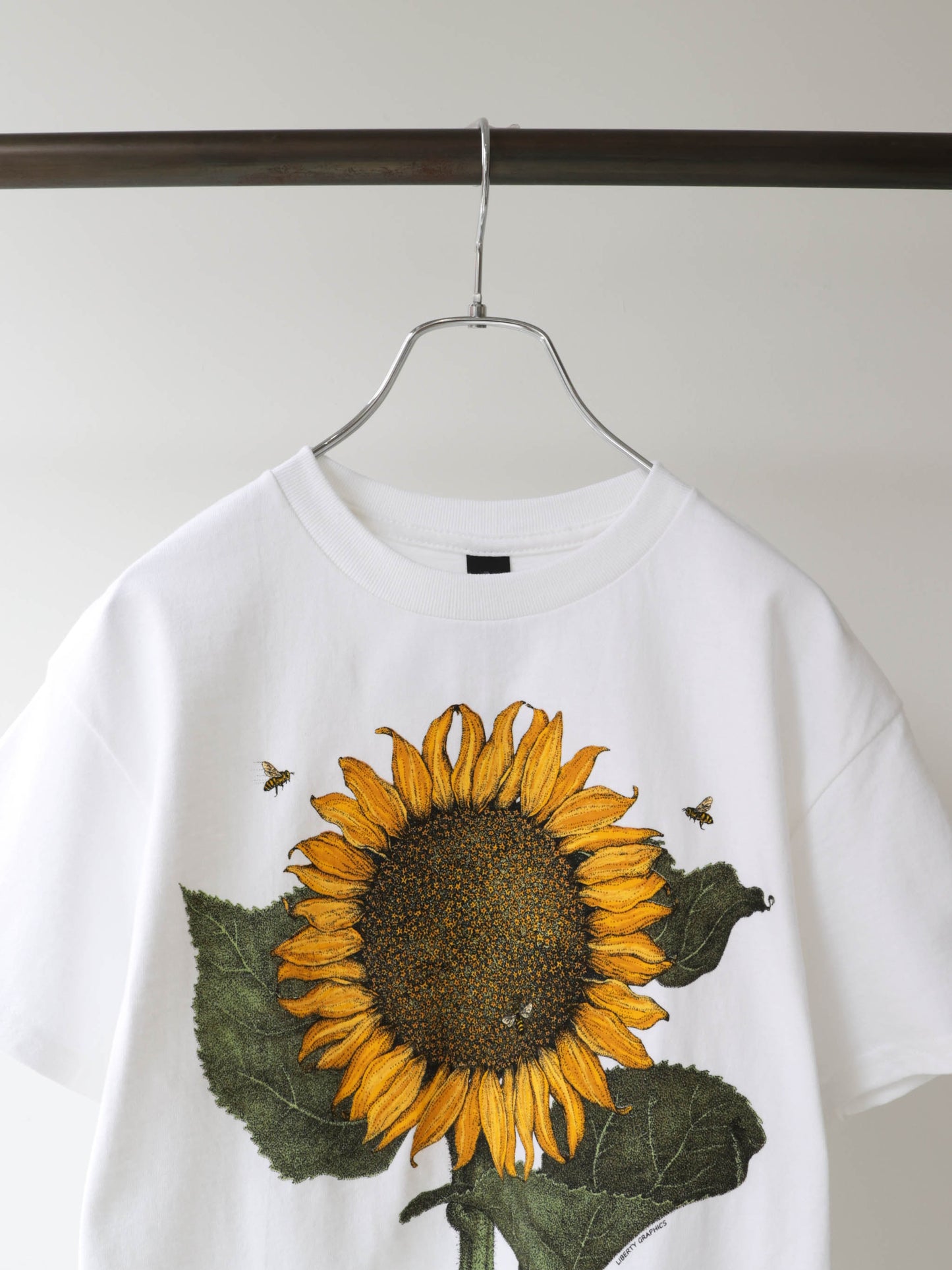 THE LIBERTY GRAPHICS　T-shirt