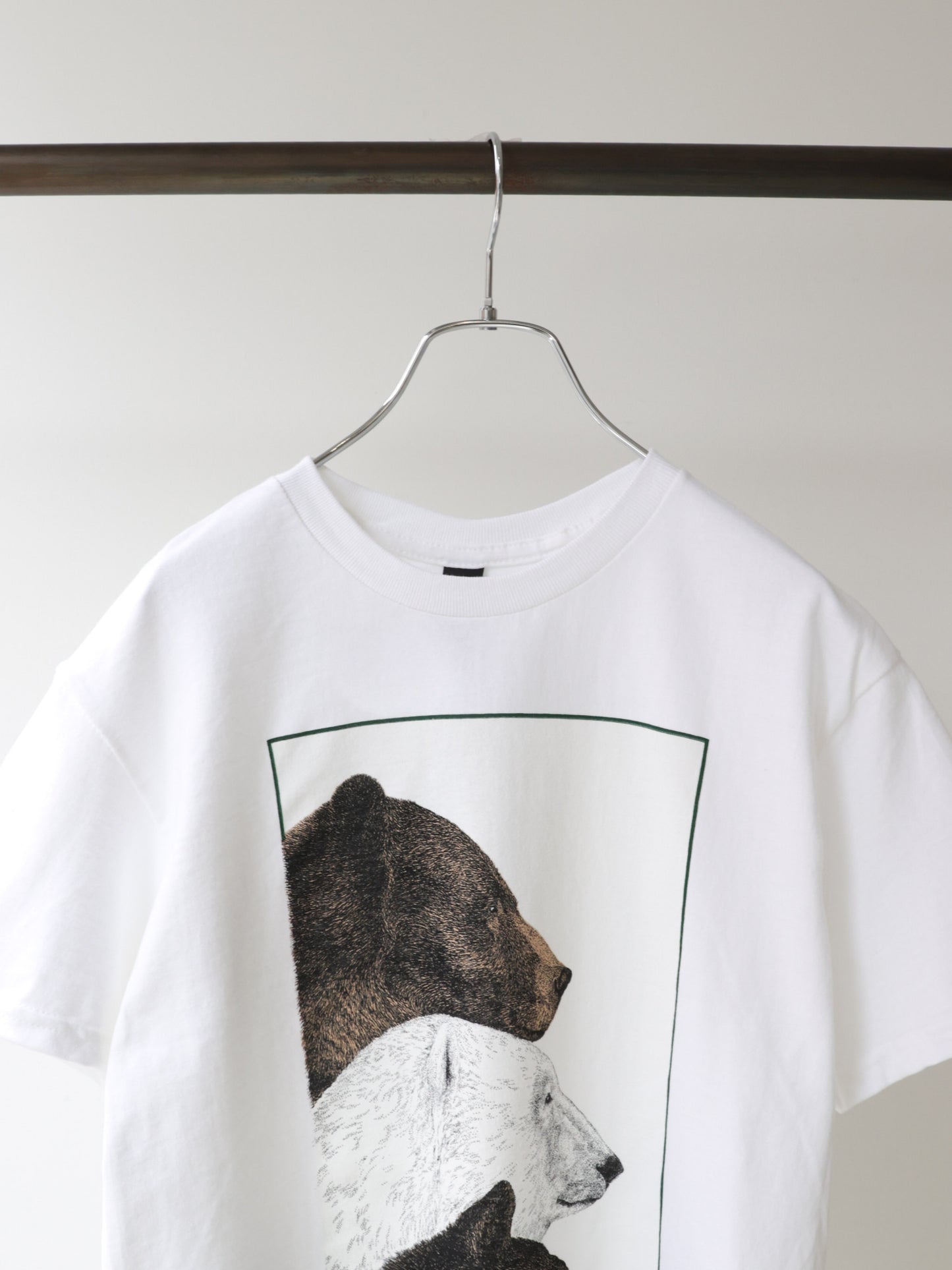 THE LIBERTY GRAPHICS　T-shirt